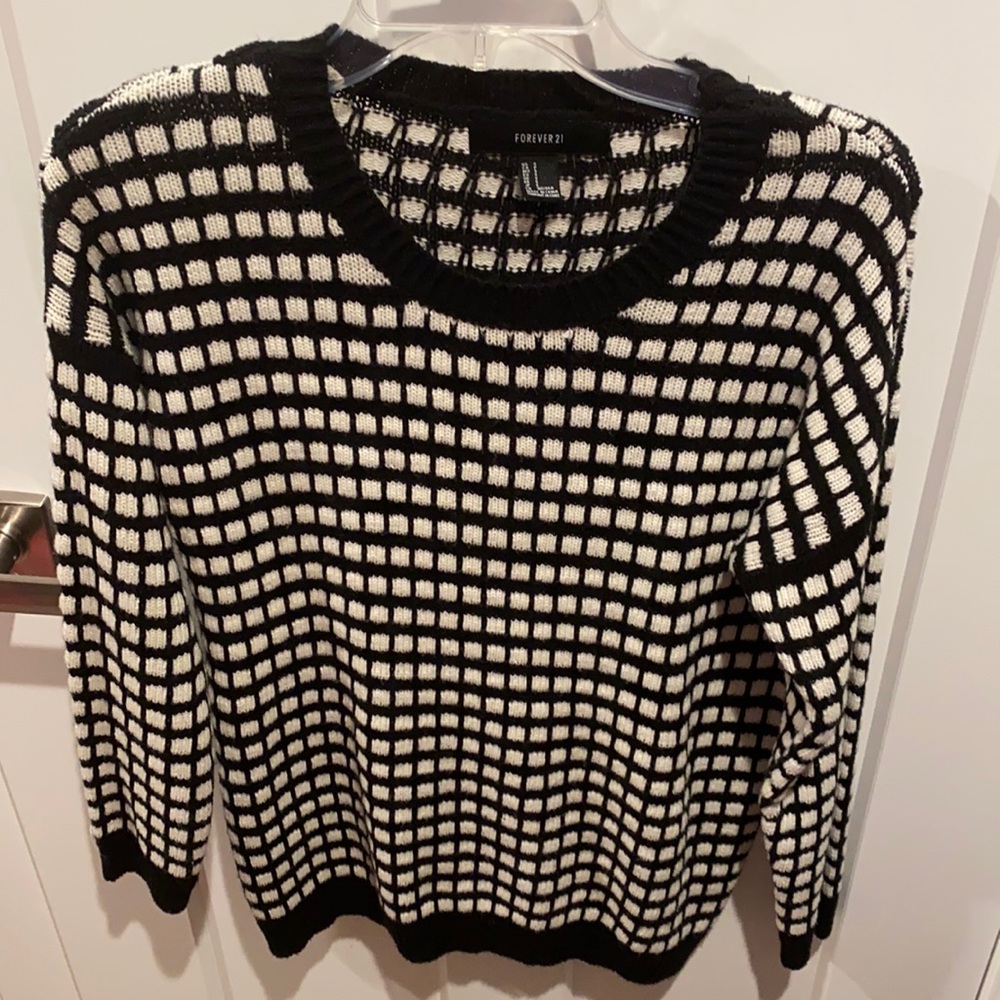 Forever 21 women’s sweater